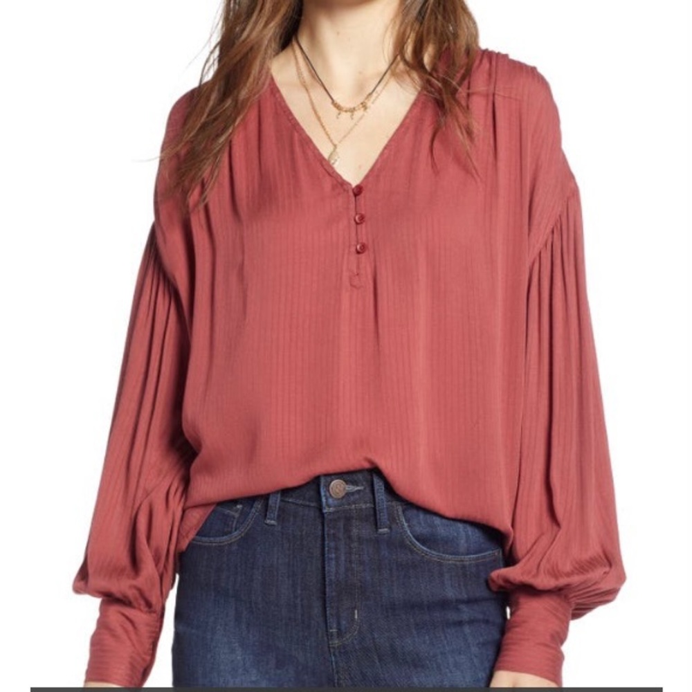Treasure & Bond V-Neck Blouson Top Size XS NWOT